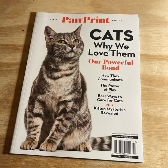 paw print Other - 💰🚨CLEARANCE 🚨💰 
MAGAZINES.